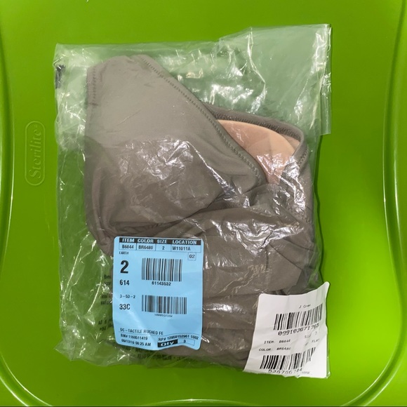 J. Crew D-cup ruched femme one-piece swimsuit - Picture 6 of 7